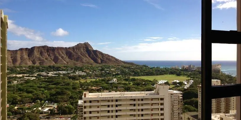 Aparthotel Aston At The Waikiki Banyan à Honolulu